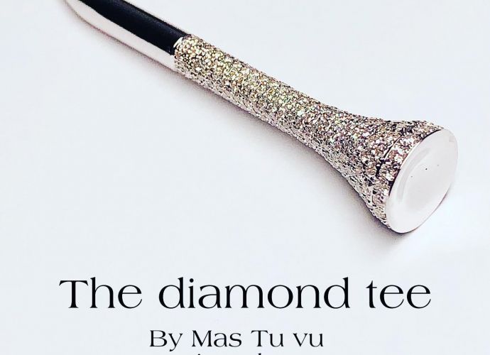 The diamond tee by Mas Tu vu Jewels
